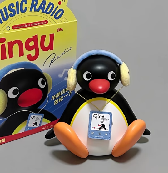 Pingu Shaking Doll Speaker Portable Mini Bluetooth Speaker Head Swings